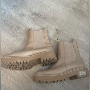 Sam Edelman Laguna Weatherproof Boot